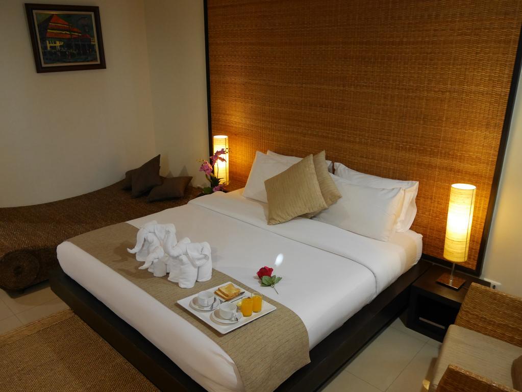 Swutel Hotel Bangkok Exteriör bild